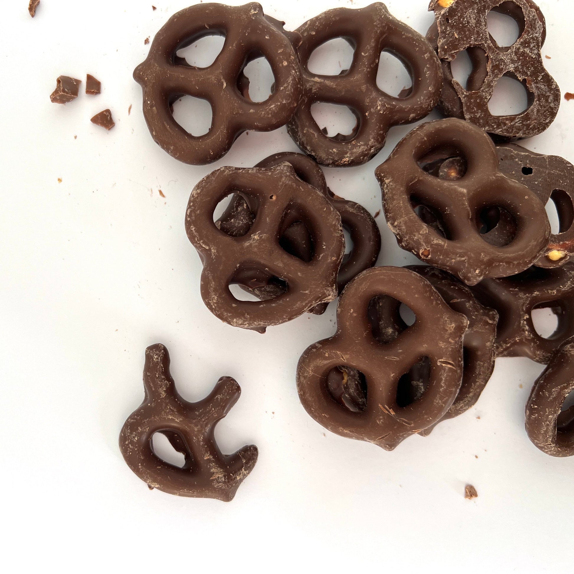 Dark chocolate pretzels