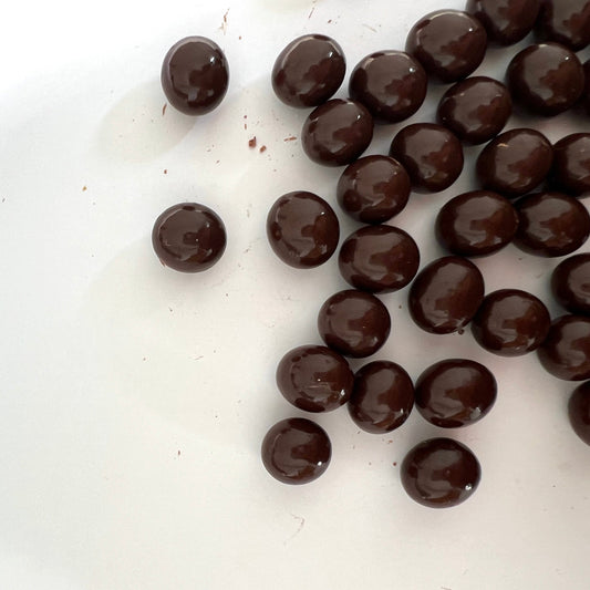 Dark chocolate sultanas