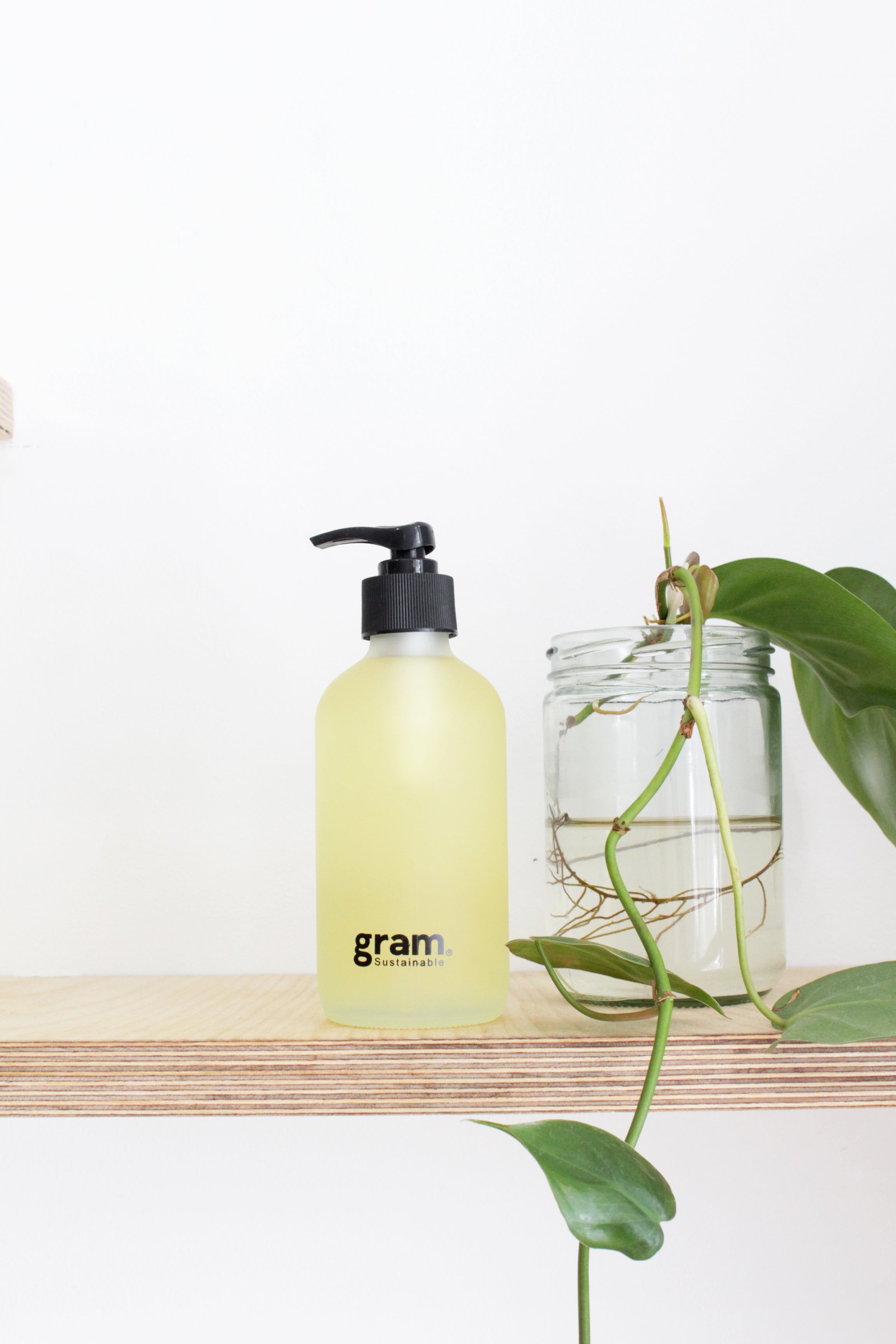 Massage & Body Oil – Gram Sustainable